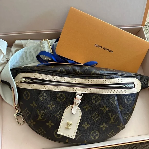 Louis Vuitton High Rise Bumbag - Picture 8 of 13